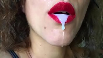 The T. reccomend lipstick cum mouth